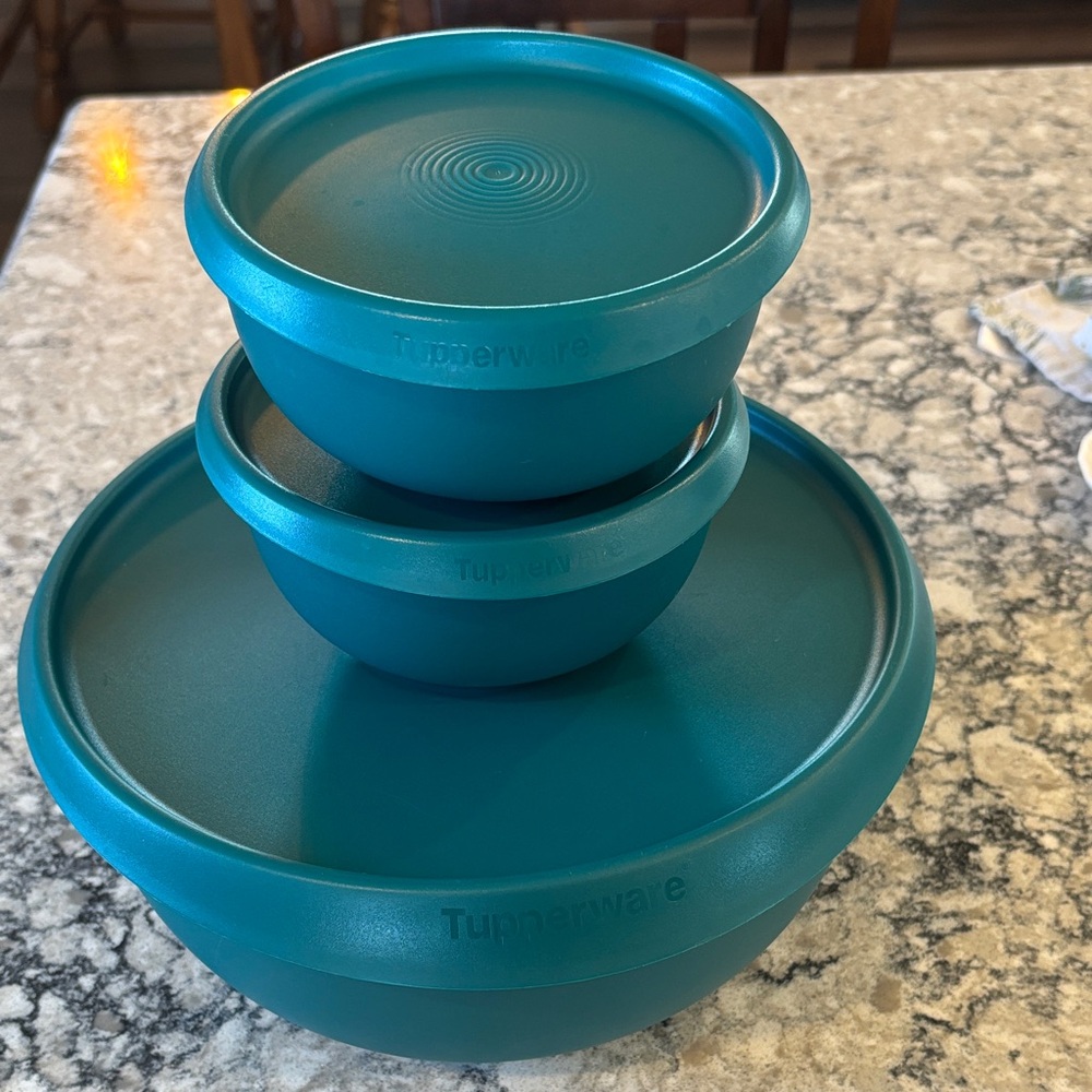 Tupperware 6pc piece Blossom Lid Serve & Store Bowl Set Teal Green